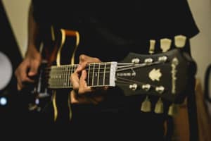 thumbnail for Epiphone Serial Number Lookup & Decoder: Complete Guide (2026)